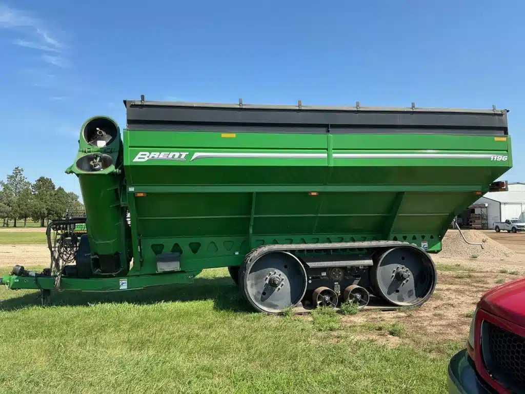 Gallery image 2 for 2014 Brent 1196 Grain Cart