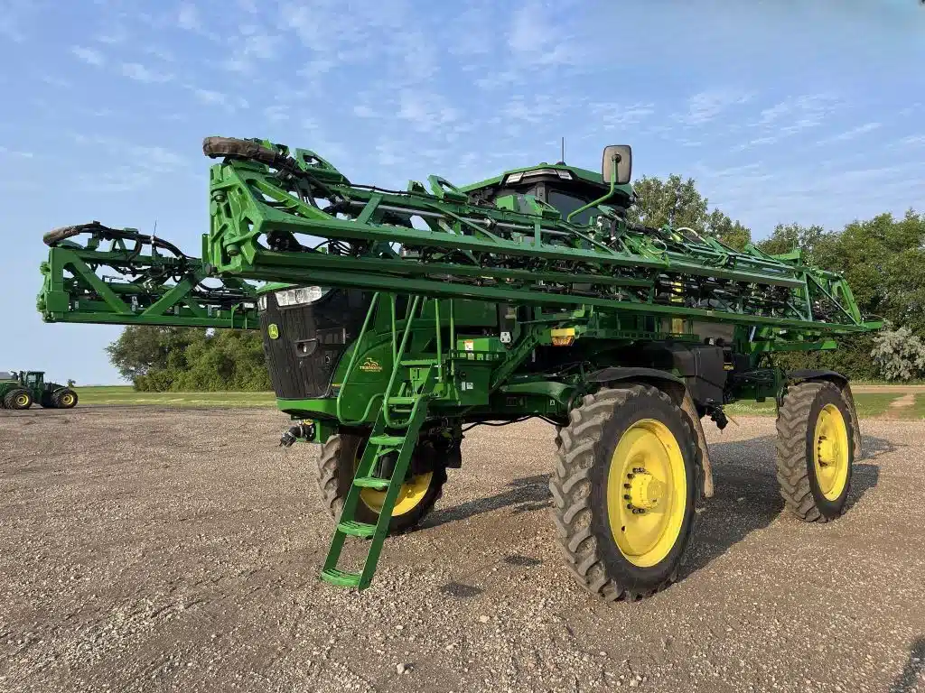 Gallery image 1 for 2025 John Deere 412R Sprayer - Self Propelled