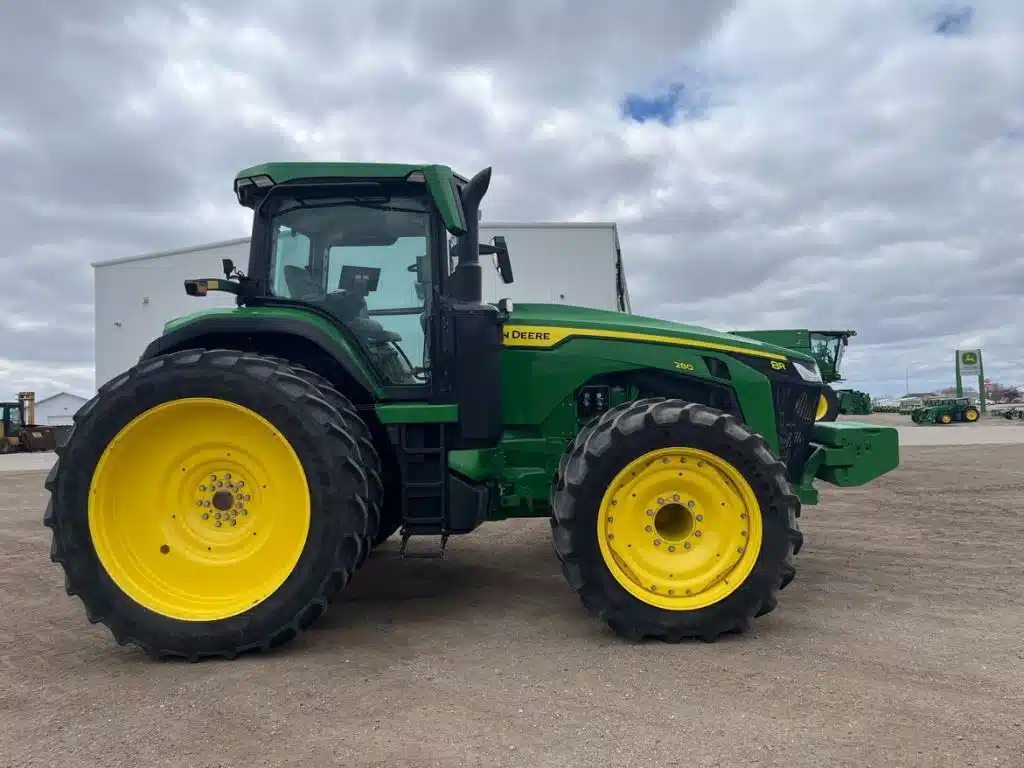 Gallery image 2 for 2024 John Deere 8R 280 Tractor