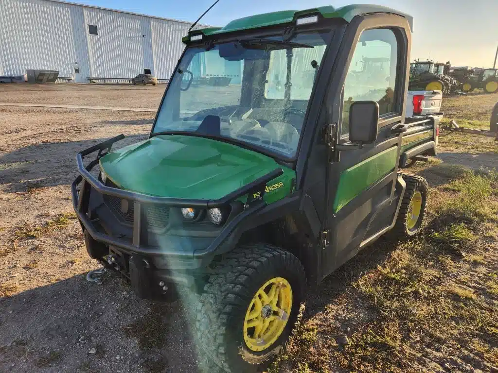 Gallery image 1 for 2019 John Deere XUV 835R Utility Vehicle