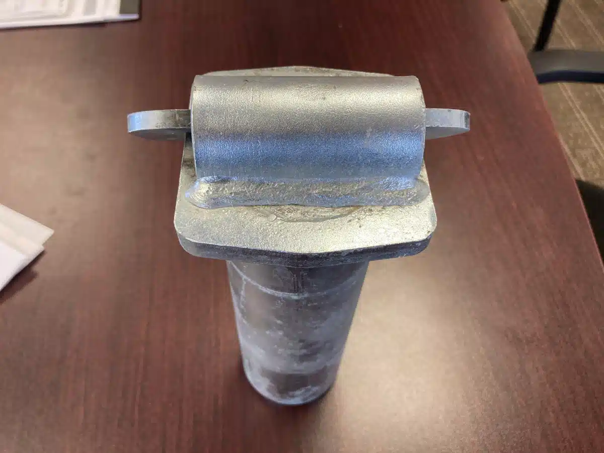 Gallery image 1 for Used John Deere Cat 5 Drawpin Tractor