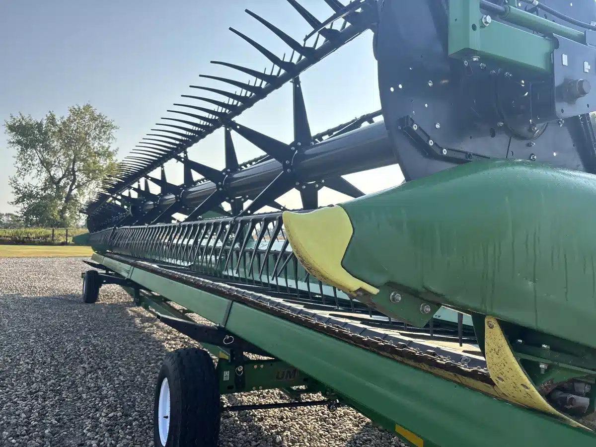Gallery image 2 for Used 2022 John Deere RD45F Header - Flex