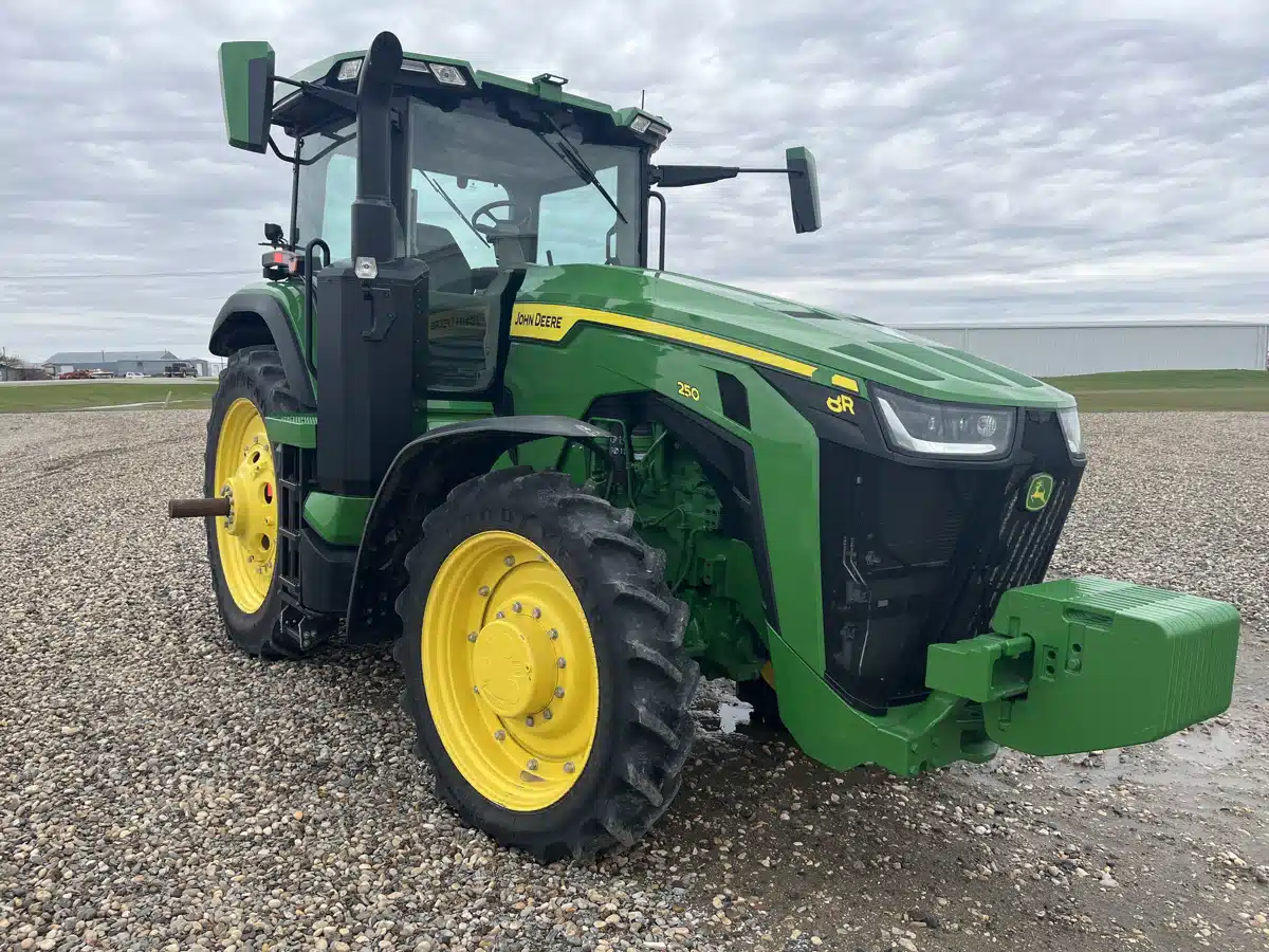 Gallery image 1 for Used 2023 John Deere 8R 250 Tractor