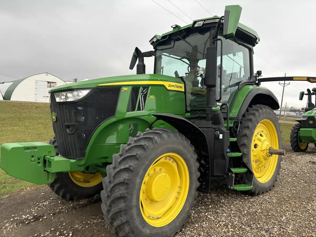 Gallery image 1 for Used 2023 John Deere 7R 210 Tractor