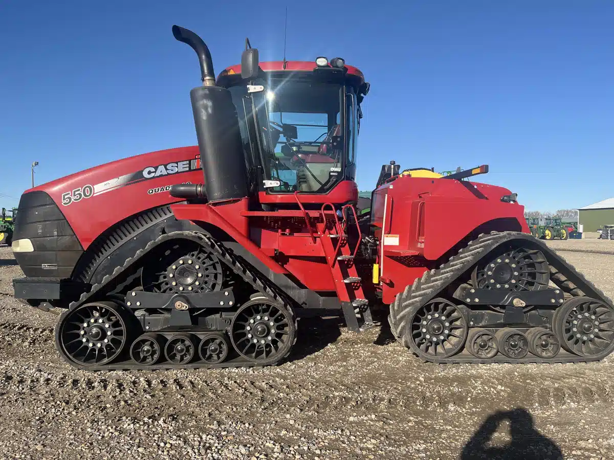 Gallery image 2 for Used 2012 Case IH STEIGER 550 QUADTRAC Tractor