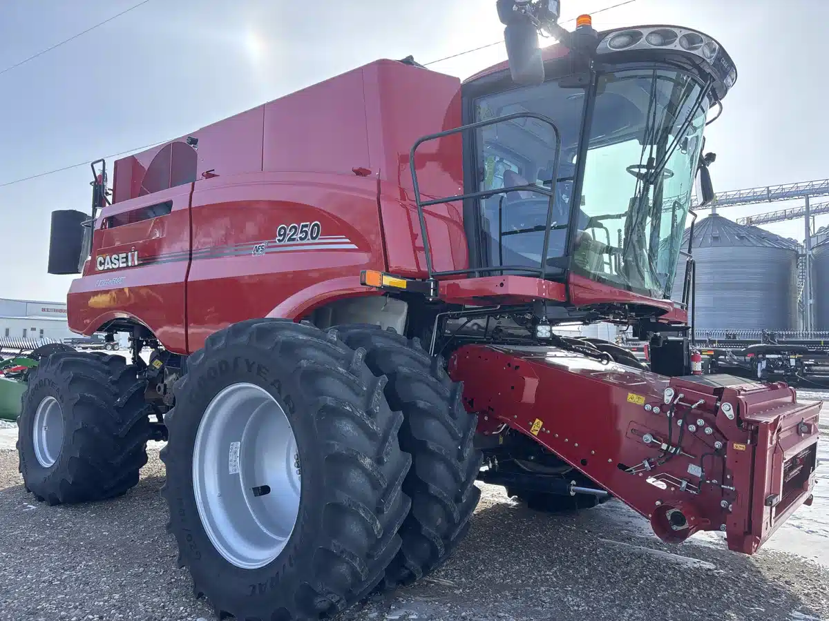 Gallery image 1 for Used 2024 Case IH 9250 Combine