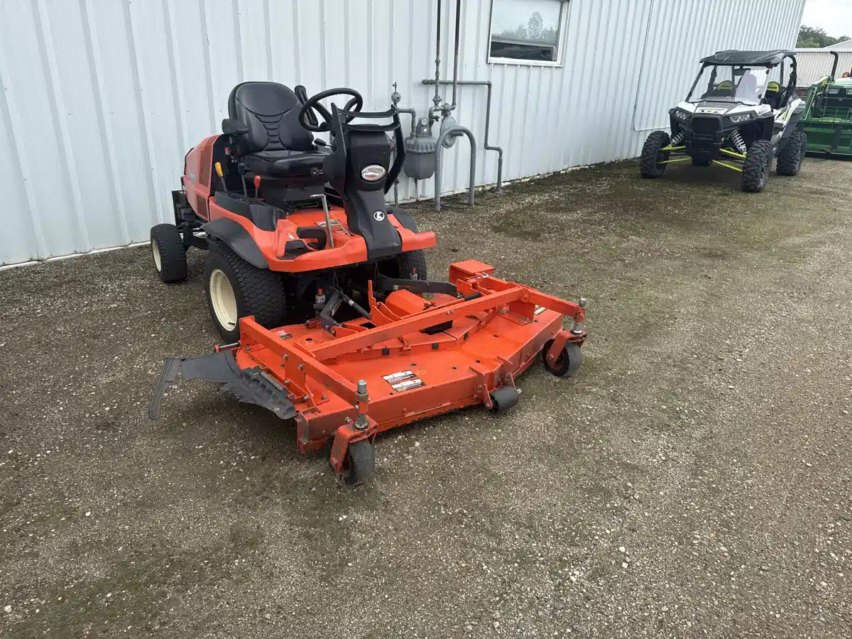 Gallery image 2 for Used 2014 Kubota F2690E Mower - Front Deck