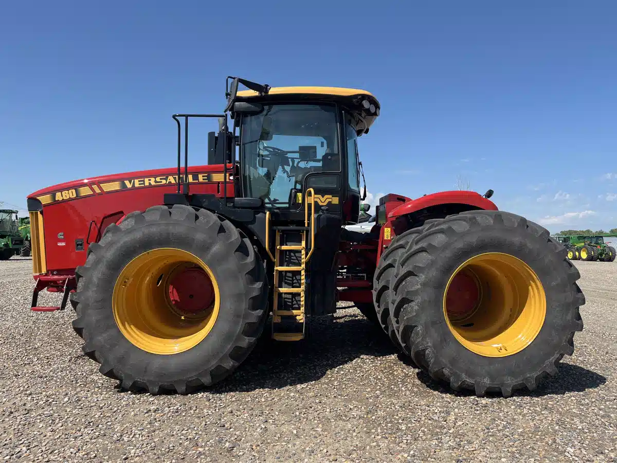Gallery image 2 for Used 2021 Versatile 460 Tractor