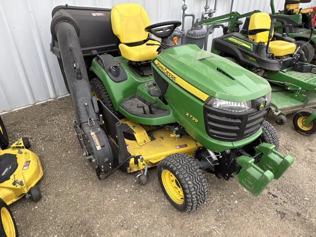 Gallery image 1 for Used 2017 John Deere X739 Lawn Tractor