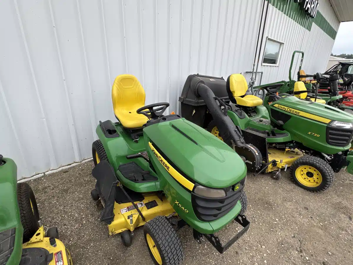 Gallery image 1 for Used 2011 John Deere X540 Lawn Tractor