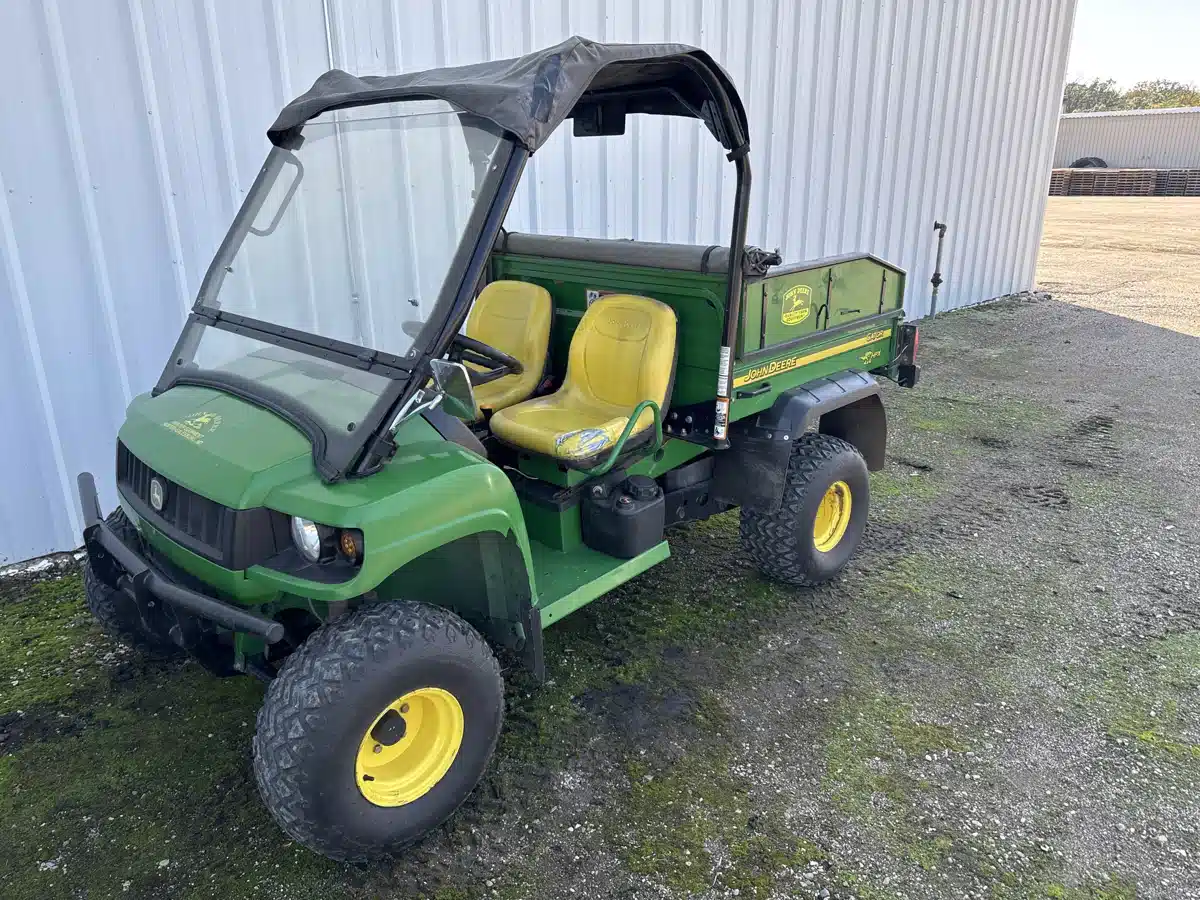 Gallery image 2 for Used 2005 John Deere HPX 4X4 Utility Vehicle