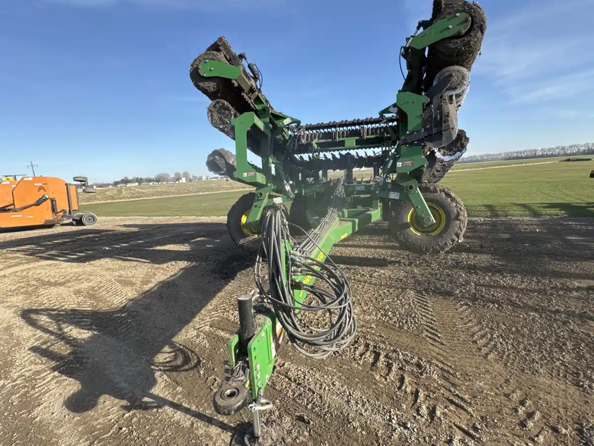 Used 2021 John Deere 2680H Disc