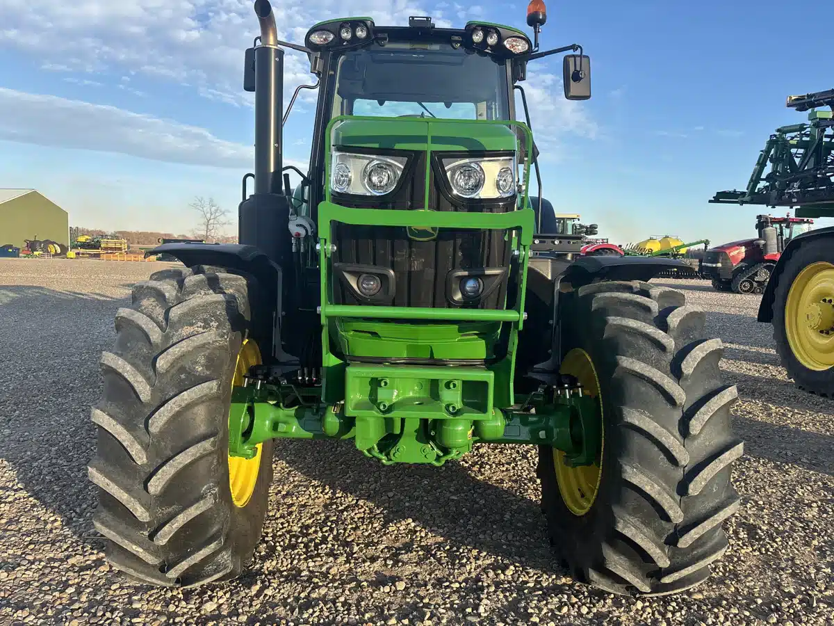 Gallery image 2 for Used 2025 John Deere 6M 200 Tractor