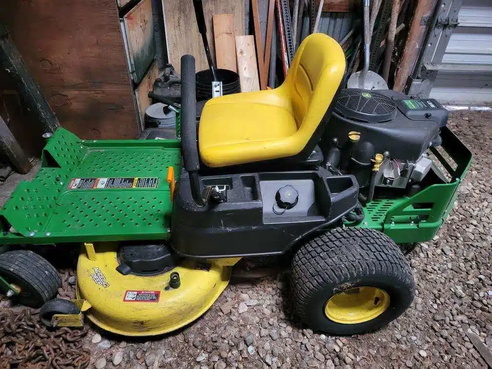 Used 2016 John Deere Z335 Mower - Zero Turn