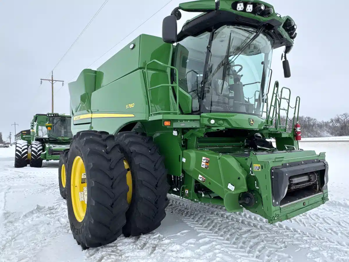 Used 2024 John Deere S780 Combine