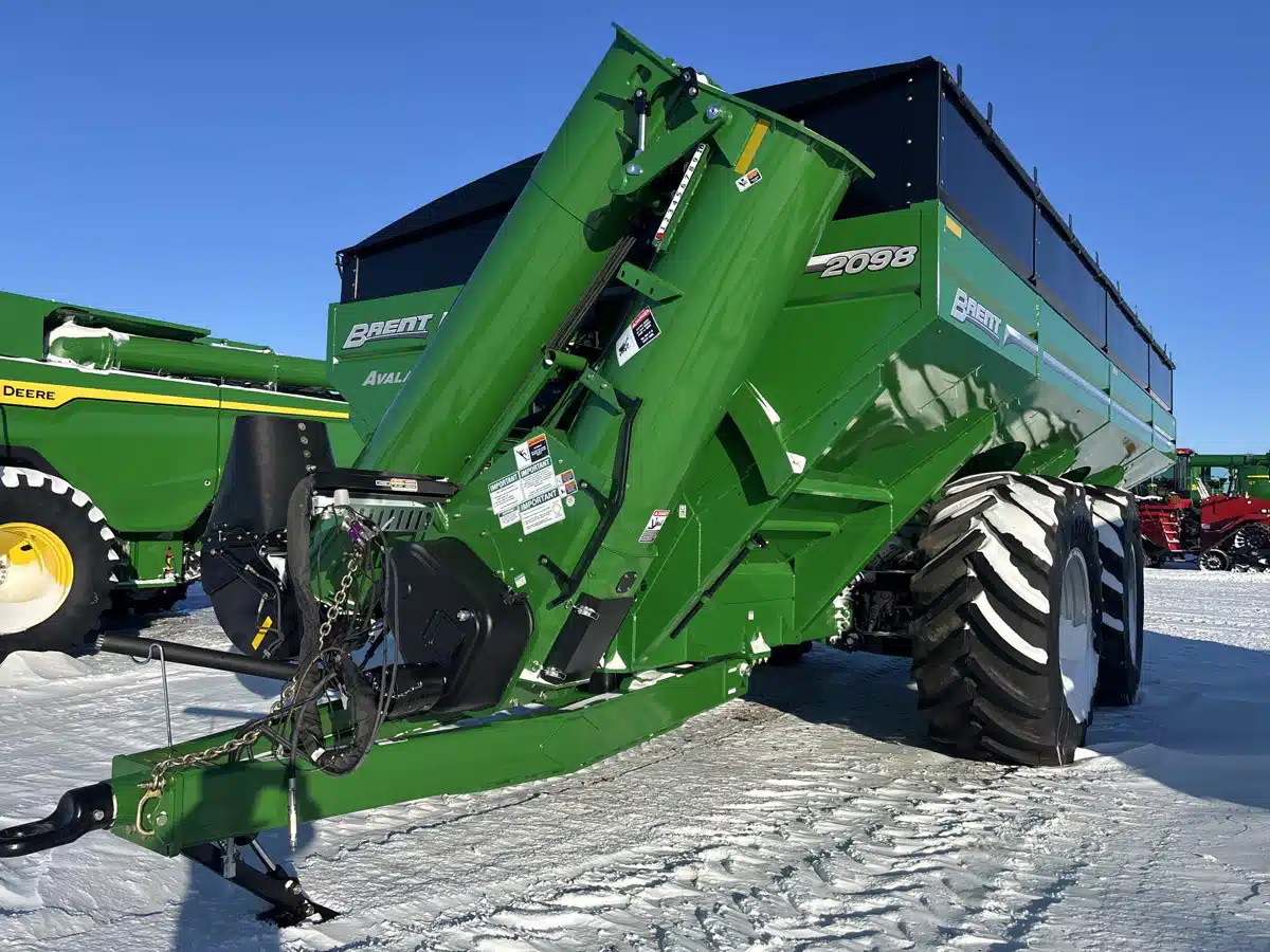 Gallery image 2 for 2026 Brent 2098 Grain Cart