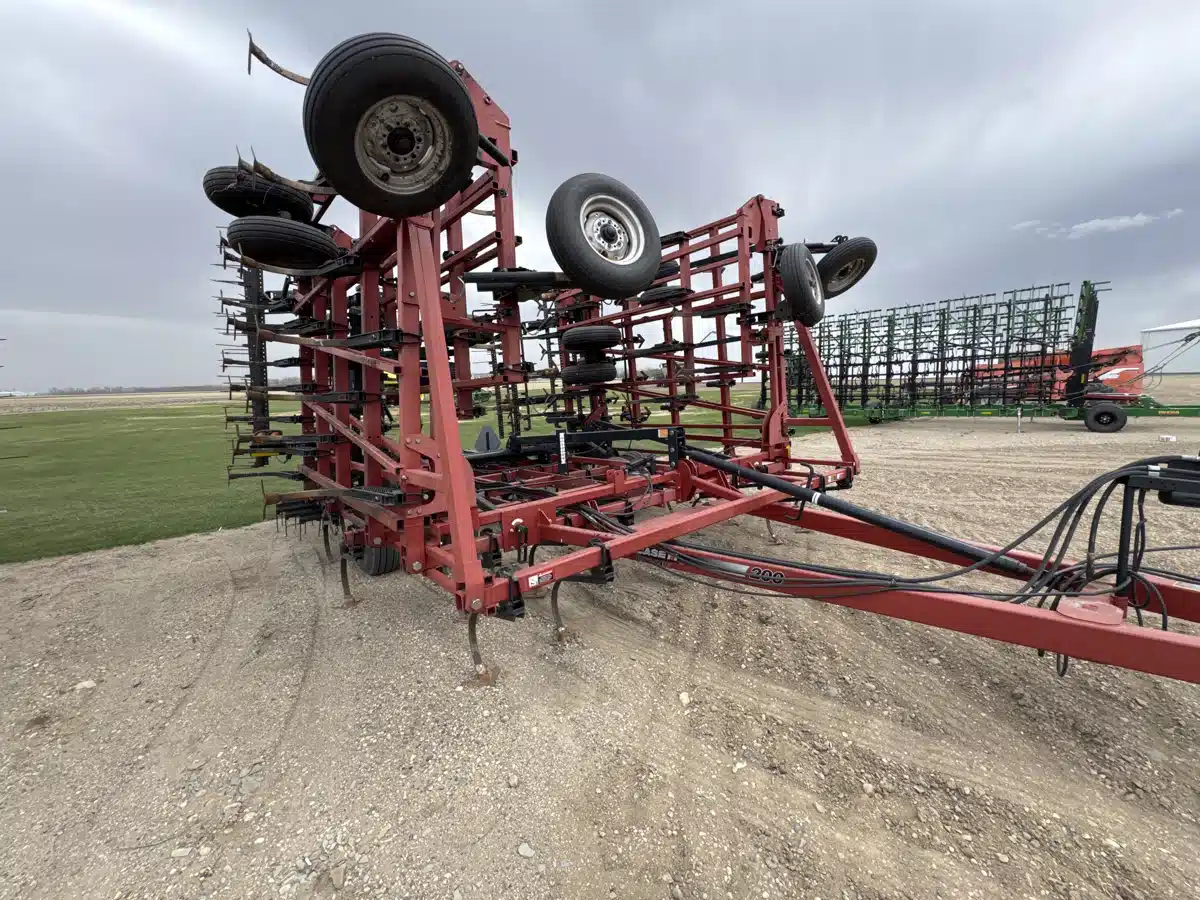 Photo de la Galerie 1 pour 2010 Case IH TIGERMATE 200 Cultivateur