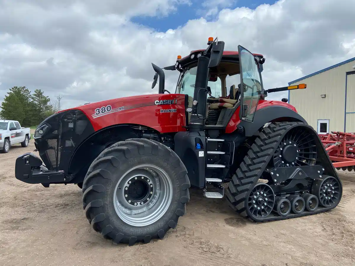 Gallery image 1 for Used 2022 Case IH MAGNUM 380 Tractor