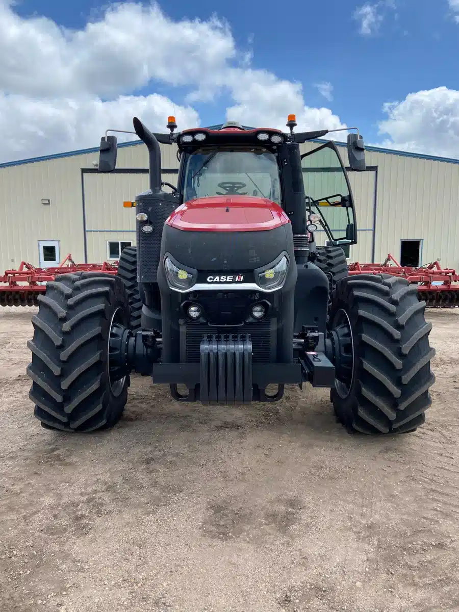 Gallery image 2 for Used 2022 Case IH MAGNUM 380 Tractor