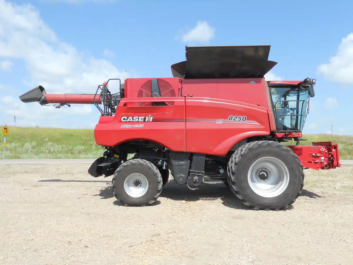 Gallery image 2 for Used 2023 Case IH 8250 Combine