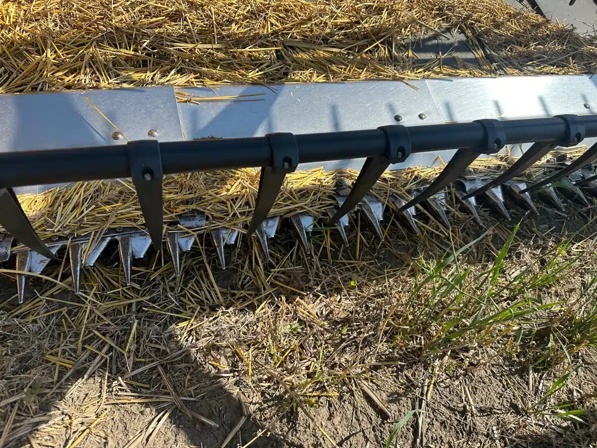 Gallery image 2 for Used 2015 New Holland 880CF Header - Draper