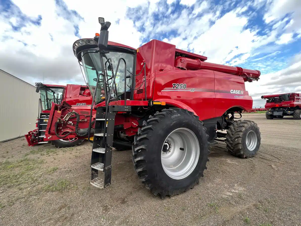 Gallery image 1 for Used 2023 Case IH 7250 Combine