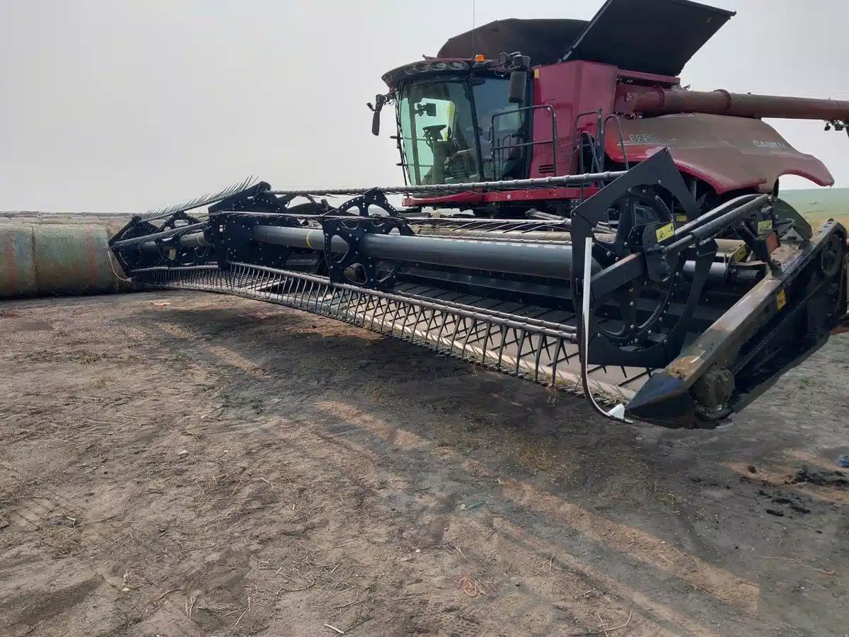 Gallery image 1 for Used 2012 Case IH 2162 Header - Draper