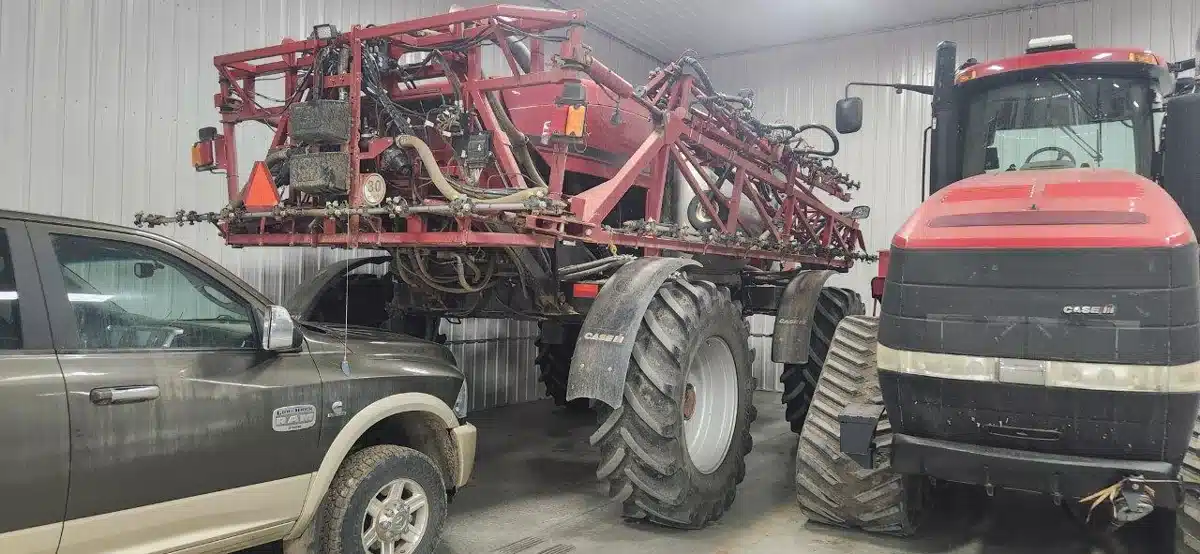 Gallery image 2 for Used 2013 Case IH PATRIOT 4430 Sprayer - Self Propelled