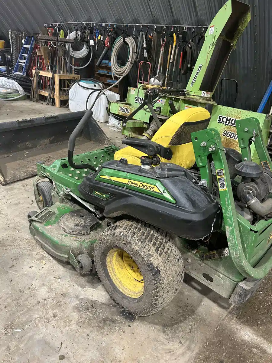 Gallery image 2 for Used 2016 John Deere Z950M Mower - Zero Turn