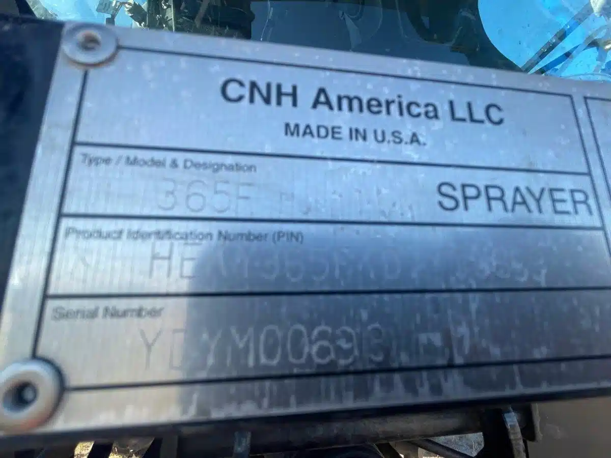 Gallery image 2 for 2014 New Holland SP.365F Sprayer - Self Propelled