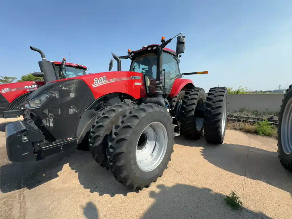 Gallery image 1 for Used 2023 Case IH MAGNUM 340 Tractor