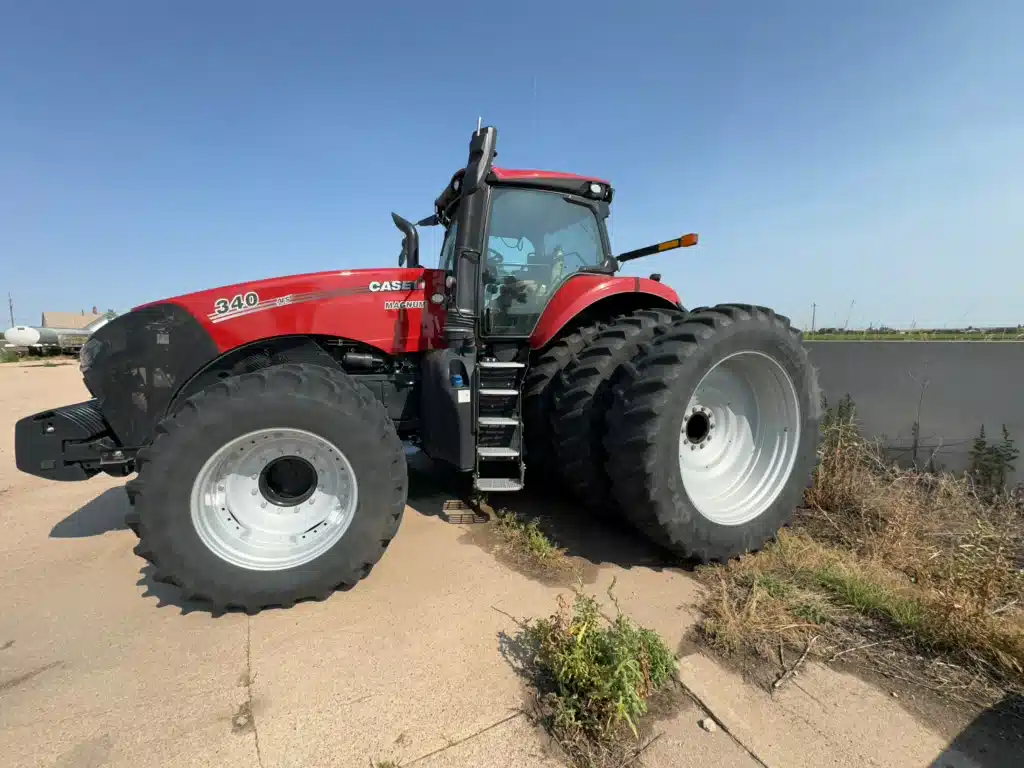 Gallery image 1 for Used 2023 Case IH MAGNUM 340 Tractor