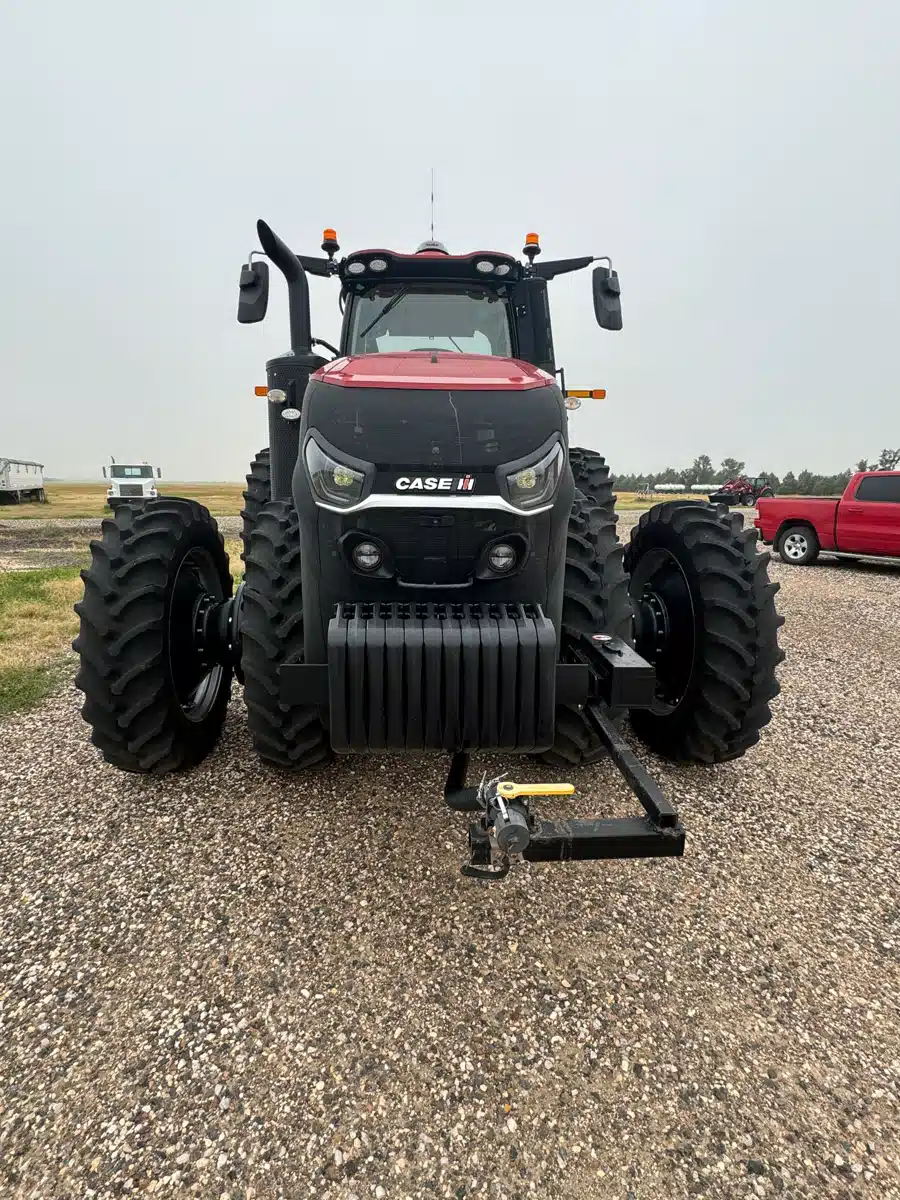 Gallery image 2 for Used 2023 Case IH MAGNUM 310 Tractor