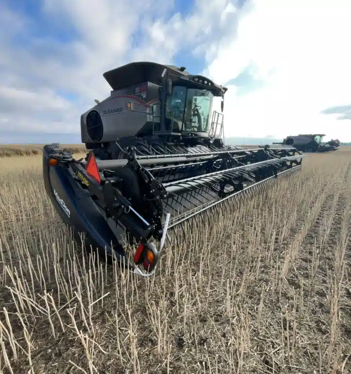Gallery image 1 for Used 2017 MacDon FD75 Header - Flex Draper