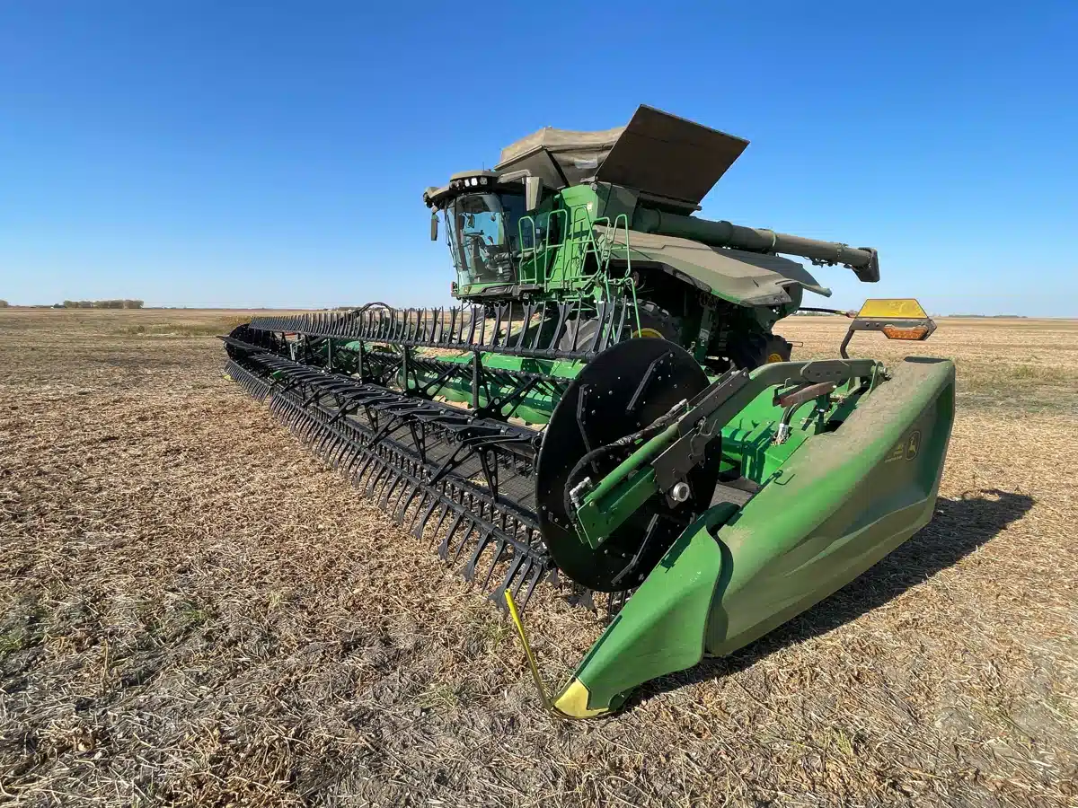 Gallery image 1 for Used 2023 John Deere HD45F Header - Draper