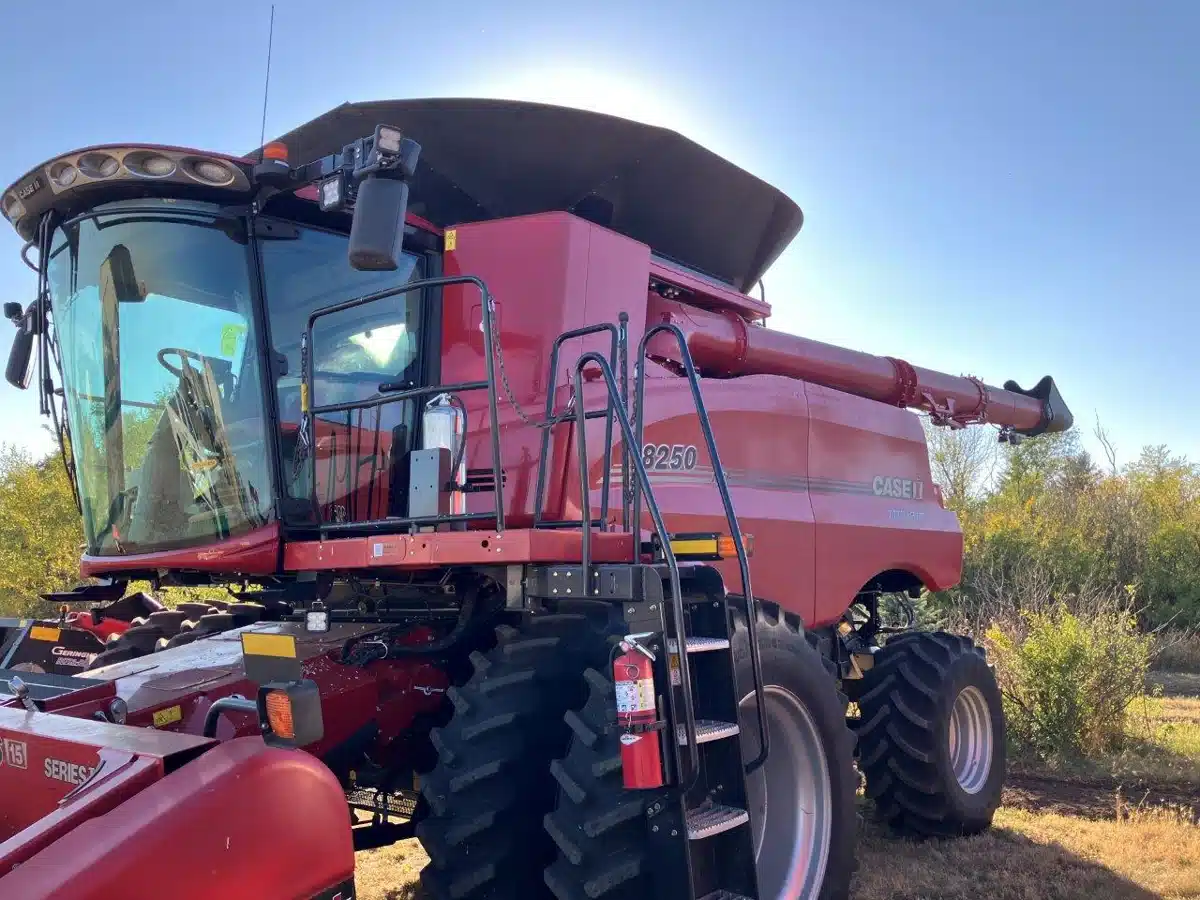 Gallery image 1 for Used 2018 Case IH 8250 Combine