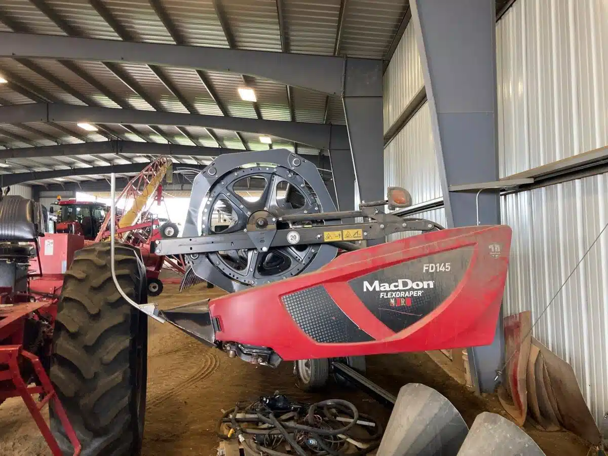 Gallery image 1 for Used 2019 MacDon FD75 Header - Draper