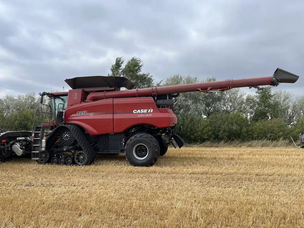 Gallery image 2 for Used 2022 Case IH 9250 Combine
