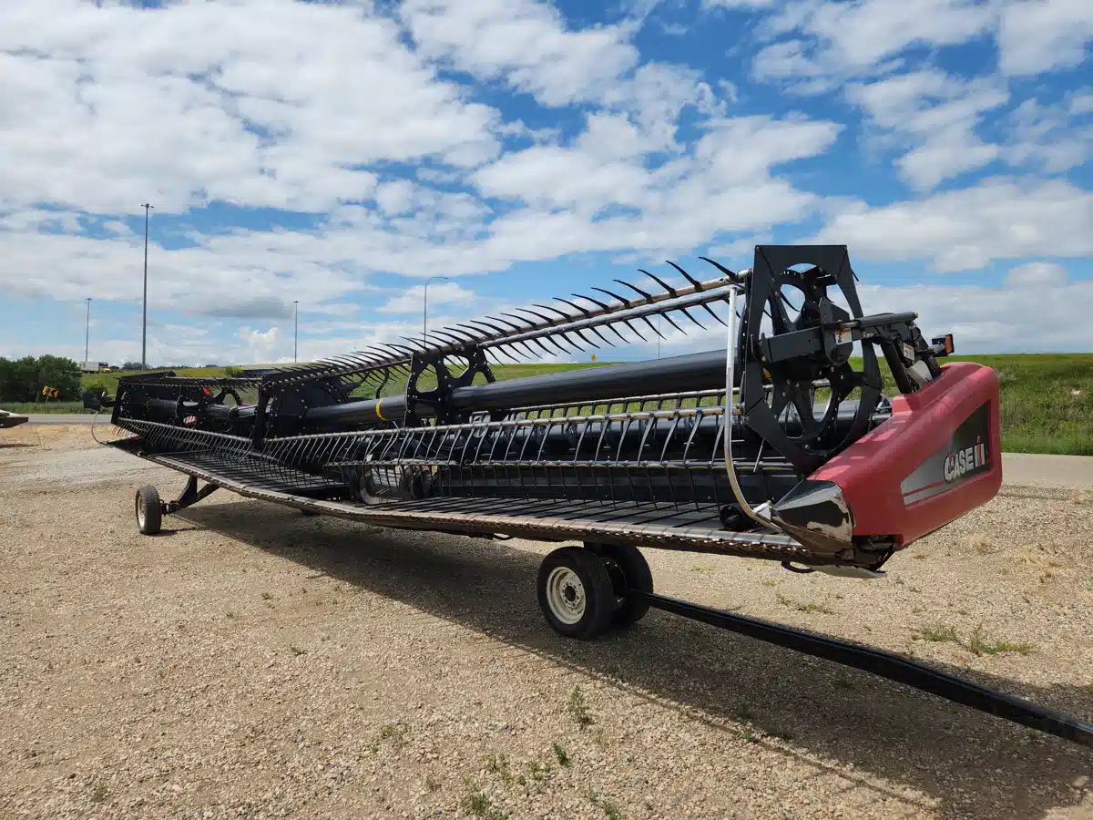 Gallery image 1 for Used 2010 Case IH 2162 Header - Draper