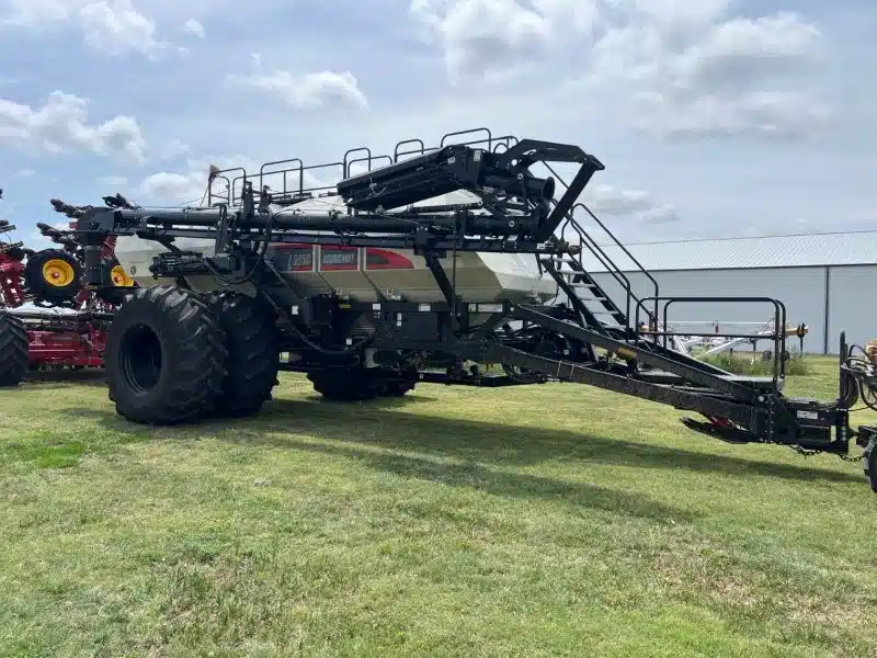 Gallery image 2 for Used 2023 Bourgault 3335-66 Air Drill