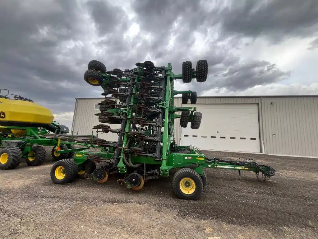Gallery image 1 for Used 2016 John Deere 1890 Air Drill