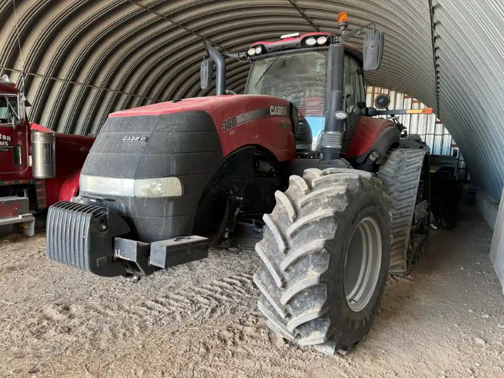 Gallery image 2 for Used 2019 Case IH MAGNUM 380 Tractor