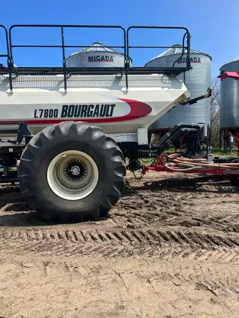 Gallery image 2 for Used 2018 Bourgault 3420 Air Drill