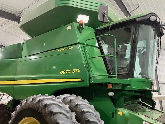 Gallery image 1 for Used 2011 John Deere 9870 STS Combine