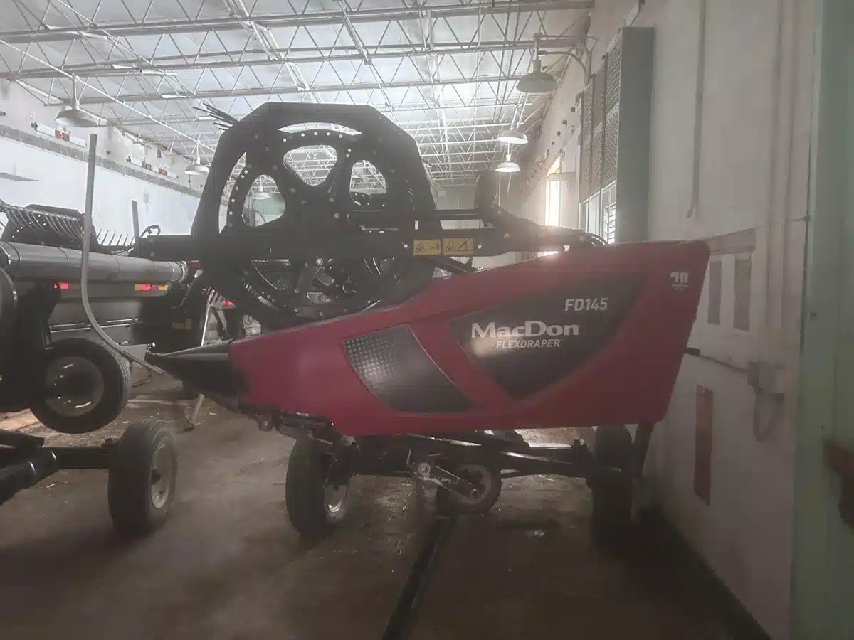 Gallery image 1 for Used 2019 MacDon FD75 Header - Flex Draper