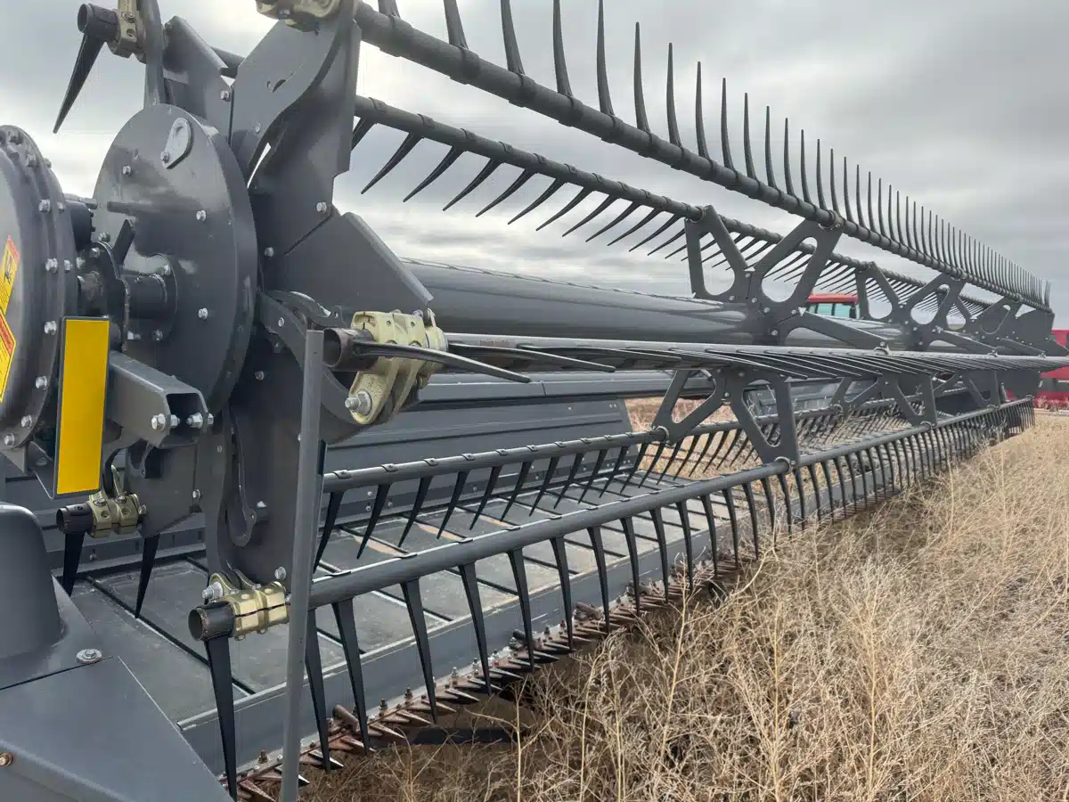 Gallery image 1 for Used 2022 Massey Ferguson 5400DS Header - Draper