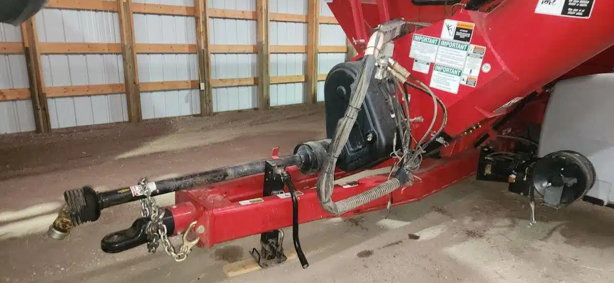 Gallery image 2 for Used 2022 Brent 1596 Grain Cart