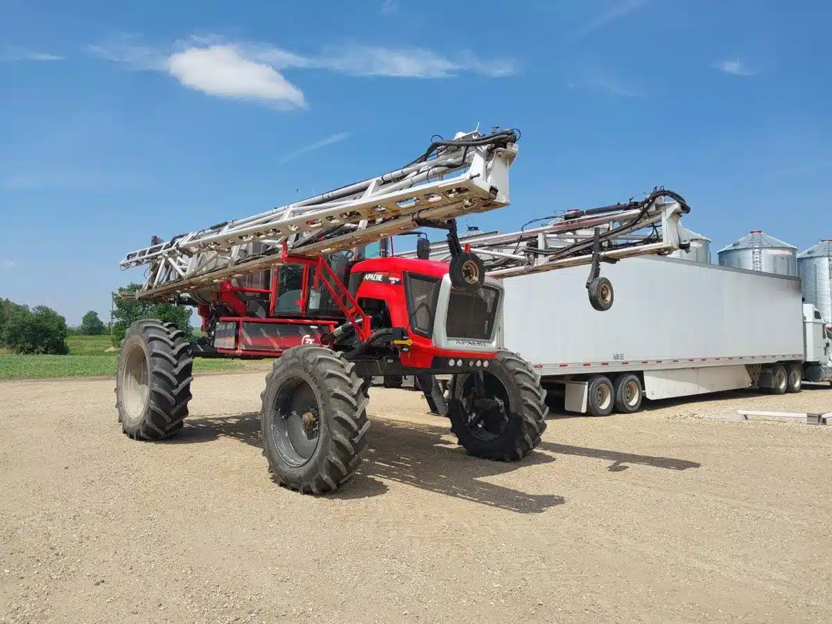 Gallery image 1 for Used 2020 Apache AS1240 Sprayer - Self Propelled