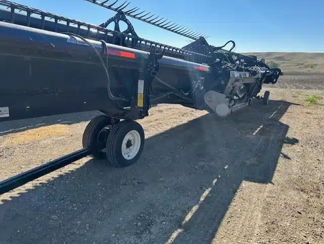 Gallery image 1 for Used 2012 MacDon FD70 Header Combine