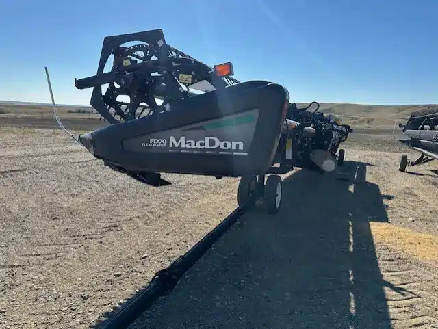 Gallery image 2 for Used 2012 MacDon FD70 Header Combine